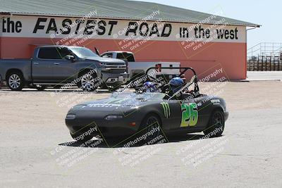 media/May-18-2022-Open Track Racing (Wed) [[f96b7d3cf4]]/Around the Pits/